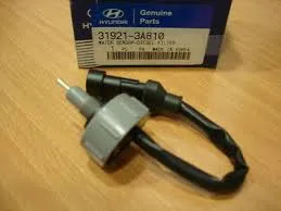 Sensor de nivel de agua del filtro de combustible PDAW006 Parts-Mall