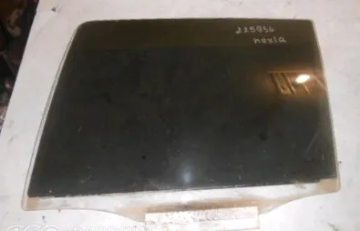 Cristal de puerta trasera izquierda 90239829 General Motors