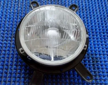 Faro izquierdo Nissan Patrol Y60