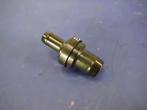 Válvula ventilación cárter E30113890A Mazda