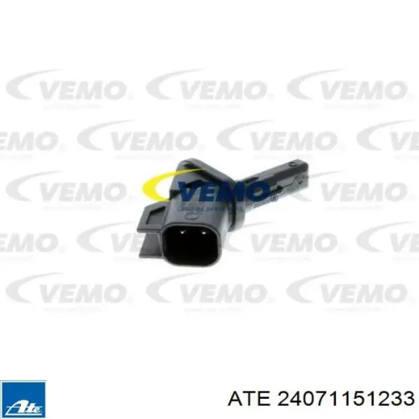 2607522 Ford
