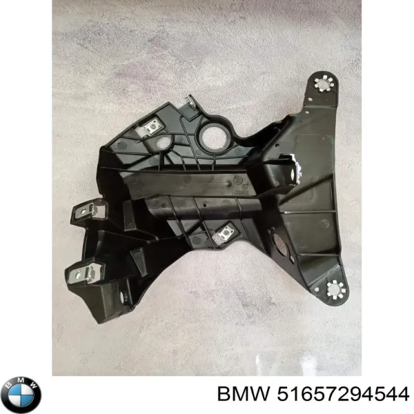 Soporte delantero de guardabarros delantero derecho 51657294544 BMW