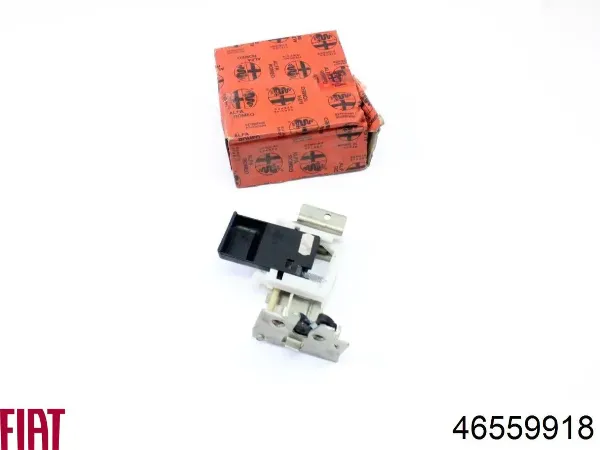 Moldura de parachoques trasero derecho Alfa Romeo 147 937