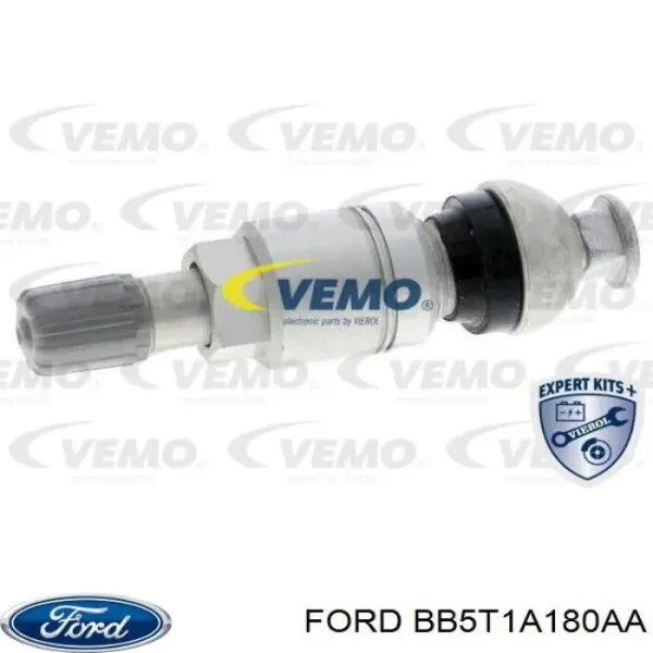VKRA110033 SKF