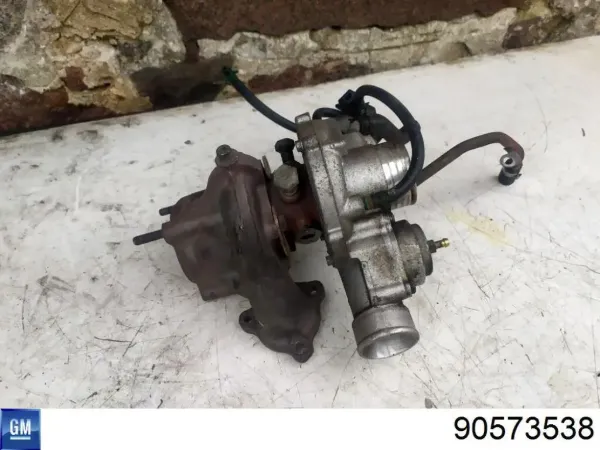 Tapa de válvula derecha 90573538 General Motors