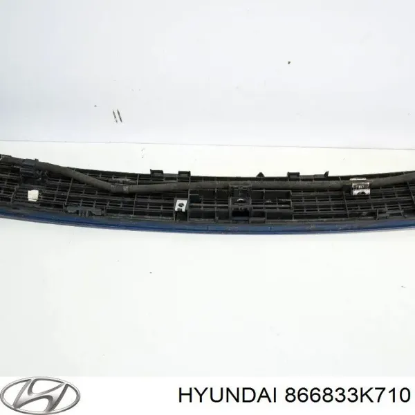 Moldura de parachoques trasero izquierdo Hyundai Sonata V
