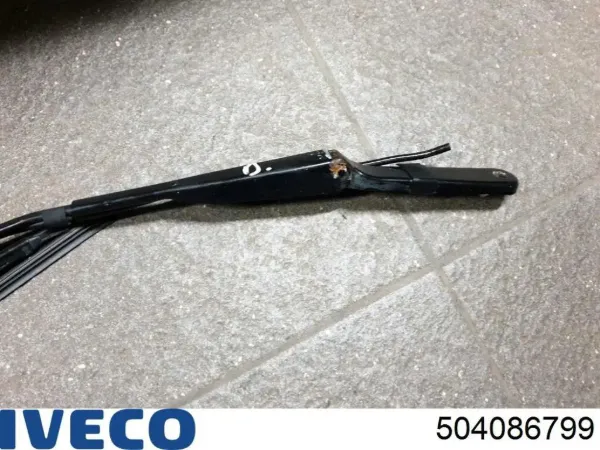 Limpiaparabrisas delanteras 504086799 Iveco