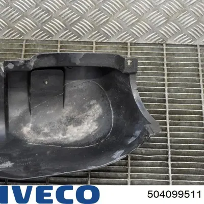 Parachoques trasero, parte derecha IVECO 504099511