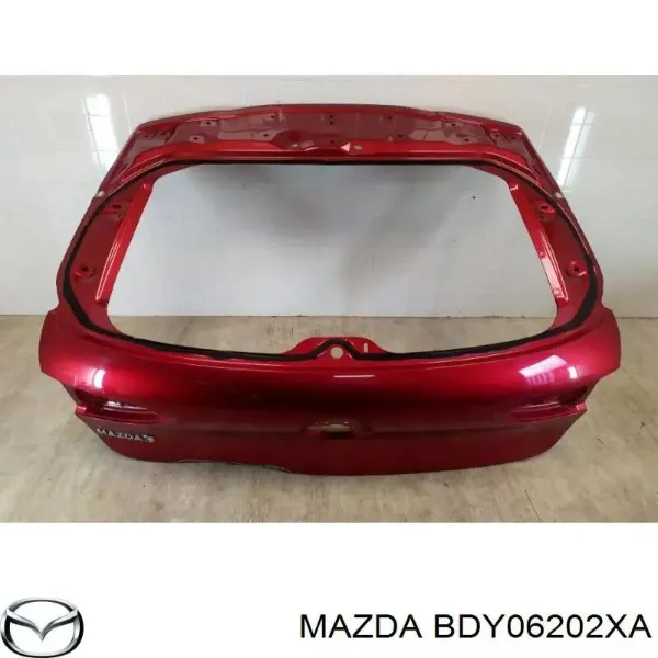 Puerta trasera BDY06202XA Mazda
