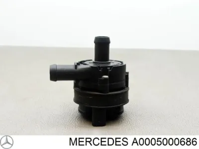 Bomba de agua MERCEDES A0005000686