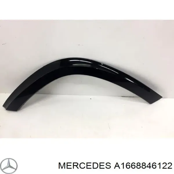 Extensión de aleta delantera izquierda A1668846122 Mercedes