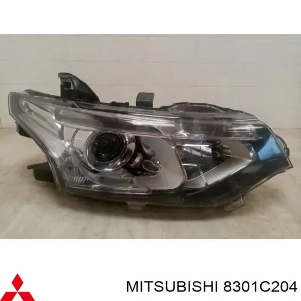 Faro derecho 8301C204 Mitsubishi