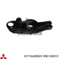 Brazo inferior izquierdo de la suspensión delantera Mitsubishi L 300 L03P