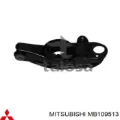 Brazo inferior derecho de la suspensión delantera Mitsubishi L 300 L03P