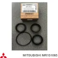 Kit de reparación, mecanismo dirección Mitsubishi L 200 KA, KB