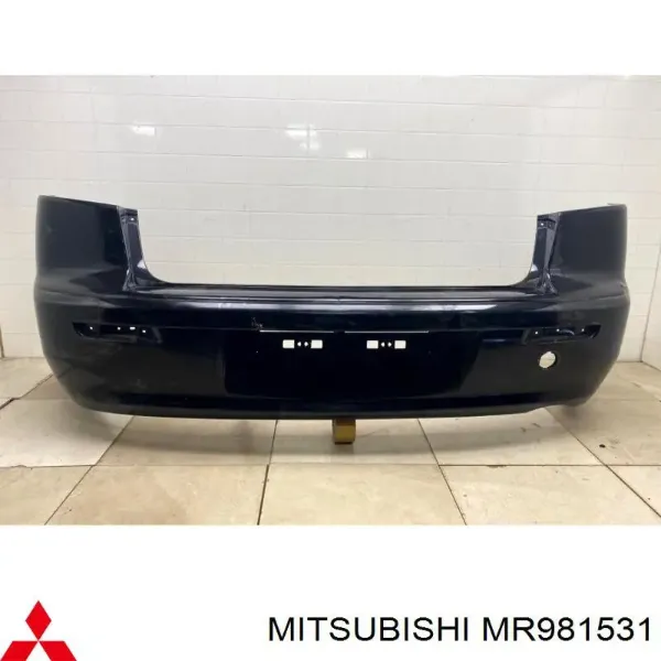 Parachoques trasero Mitsubishi Pajero PININ