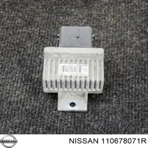 Relé de los calentadores 110678071R NISSAN)