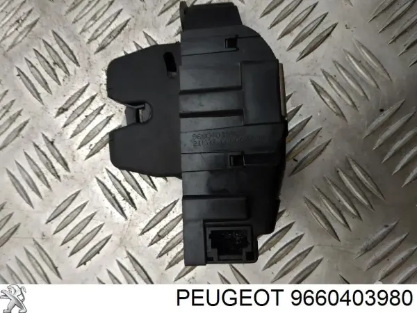 Cerradura de puerta trasera Peugeot 207 
