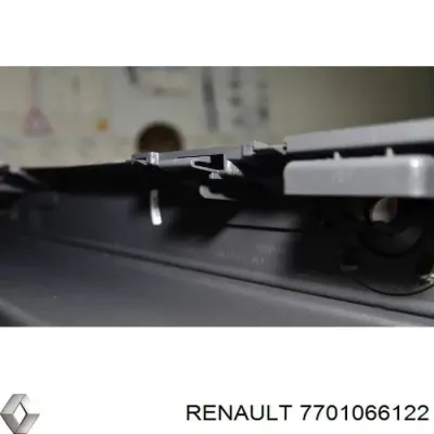 Parachoques trasero, parte central RENAULT 7701066122