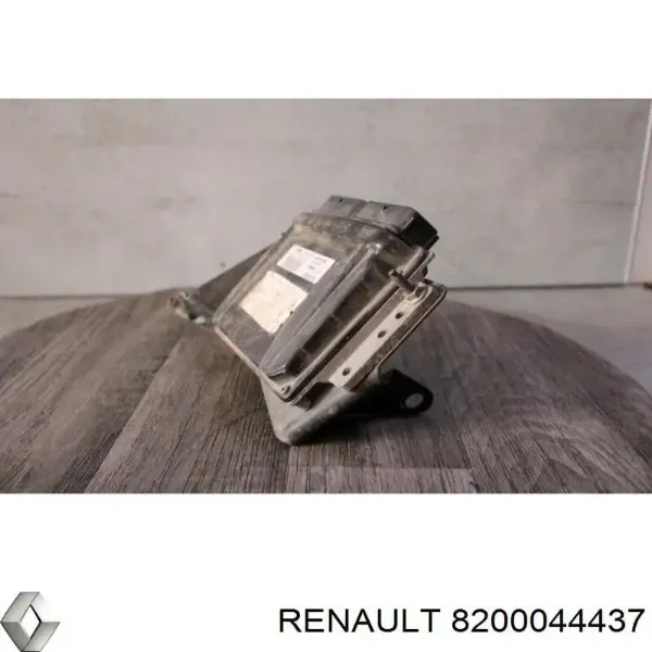ECU 8200044437 Renault (RVI)