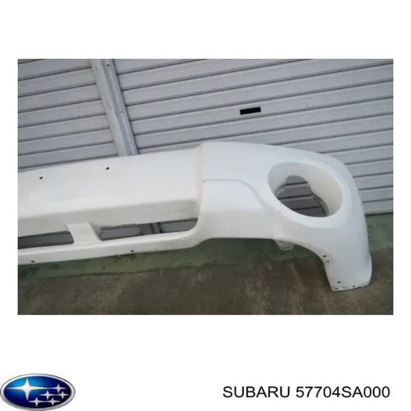 Paragolpes 57704SA000 Subaru