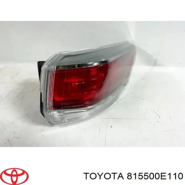 Piloto trasero exterior derecho 815500E110 Toyota