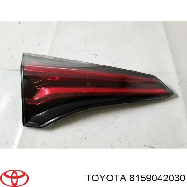 Piloto trasero interior izquierdo 8159042030 Toyota