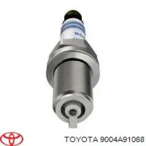 Bujía 9004A91068 Toyota