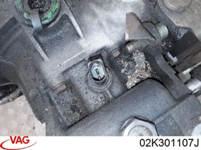 Cárter de embrague VAG 02K301107J