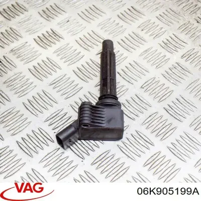 Terminal de la bujía de encendido VAG 06K905199A