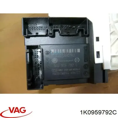 Motor del elevalunas de la puerta delantera derecha VAG 1K0959792C