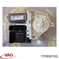 Motor del elevalunas de la puerta delantera derecha Volkswagen Passat 357