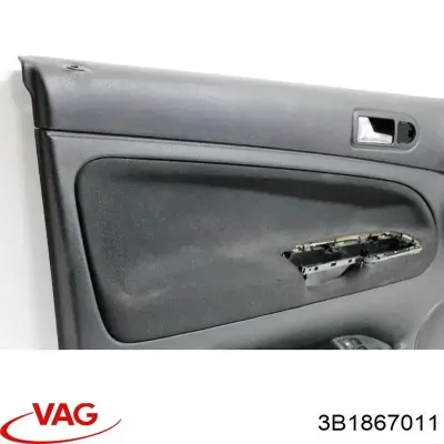 Guarnecido interior de puerta delantera izquierda VAG 3B1867011
