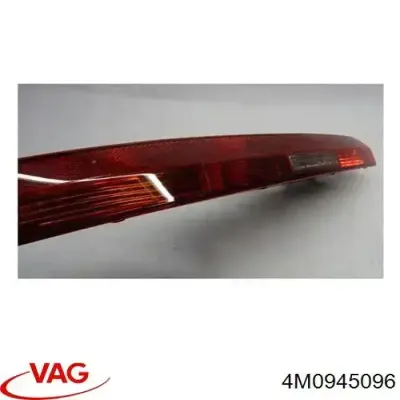 Piloto parachoques trasero derecho VAG 4M0945096
