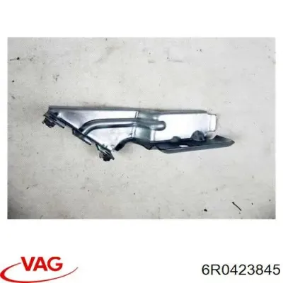 Soporte de bomba de dirección hidráulica VAG 6R0423845