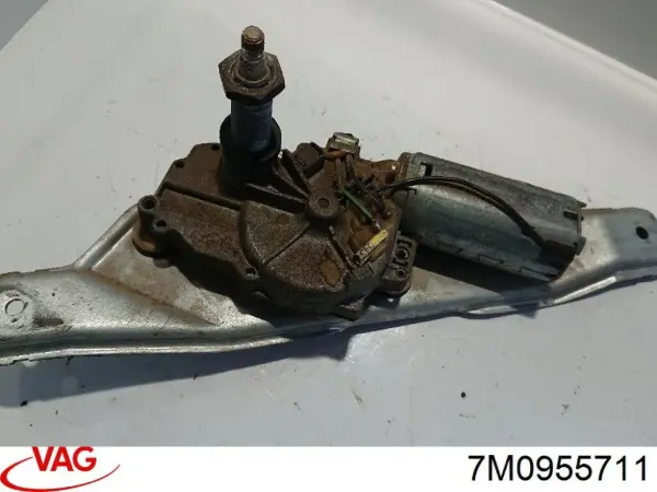 Motor limpiaparabrisas, trasera 7M0955711 VAG