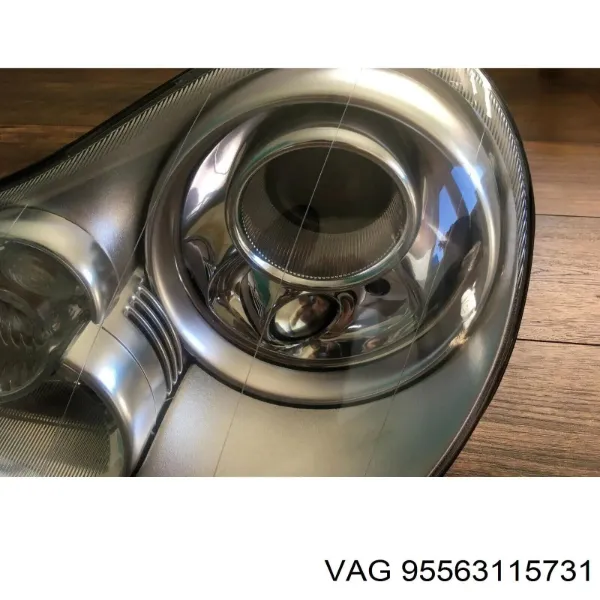 Faro izquierdo 95563115731 VAG