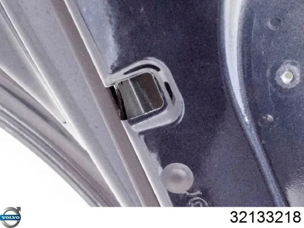 Puerta trasera izquierda 32133218 Volvo