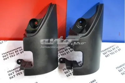 Listón embellecedor/protector, parachoques trasero derecho RENAULT 8200642141