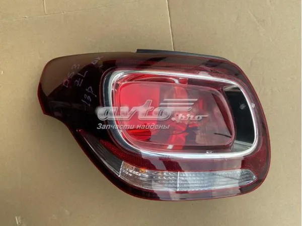 Piloto trasero derecho 9808418480 Peugeot/Citroen