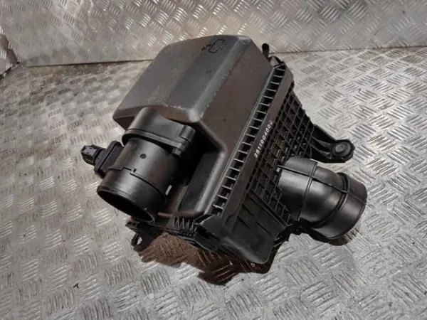 Caja del filtro de aire 28110G4000 Hyundai/Kia