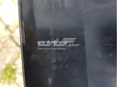 Embellecedor central del parachoques trasero MERCEDES A1678853103