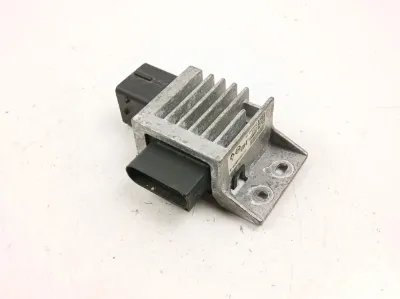 Relé de bujías de precalentamiento NISSAN 271203982R