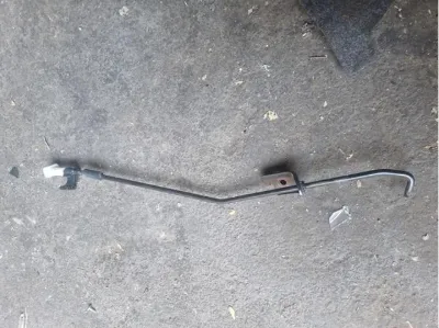 Soporte de capó SUBARU 57251AN00A