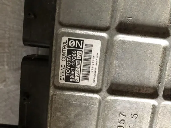 ECU 8966142Q60 Toyota
