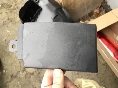 Moldura derecha del parachoques trasero MERCEDES A91088038009K83