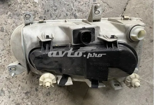 Faro izquierdo 13917300L VAG