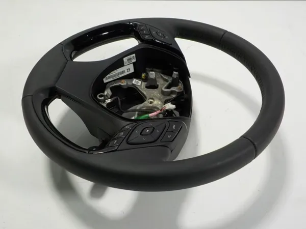 Volante Toyota C-HR X10