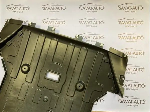 Protección motor / empotramiento 51757378819 BMW