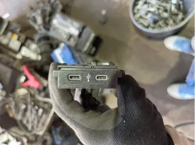 Concentrador USB VAG 2G6035736